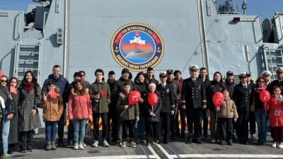 Nazif Cemhan ŞEN-İpek YAVAŞ/ÇANAKKALE, (DHA)- ÇANAKKALE'de, 18 Mart Çanakkale Deniz