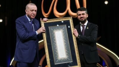 ANKARA, (DHA)- CUMHURBAŞKANI Recep Tayyip Erdoğan, “Yeise düşmek bize haram