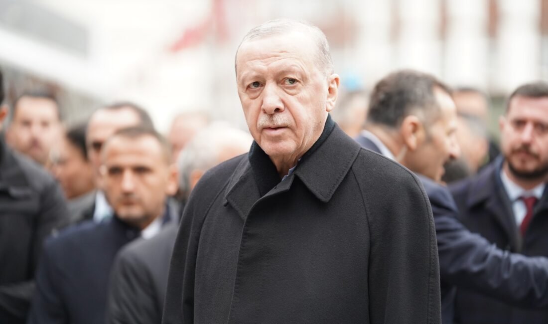 Mehmet Can PEÇE/RİZE, (DHA)- CUMHURBAŞKANI Recep Tayyip Erdoğan, bayram namazını