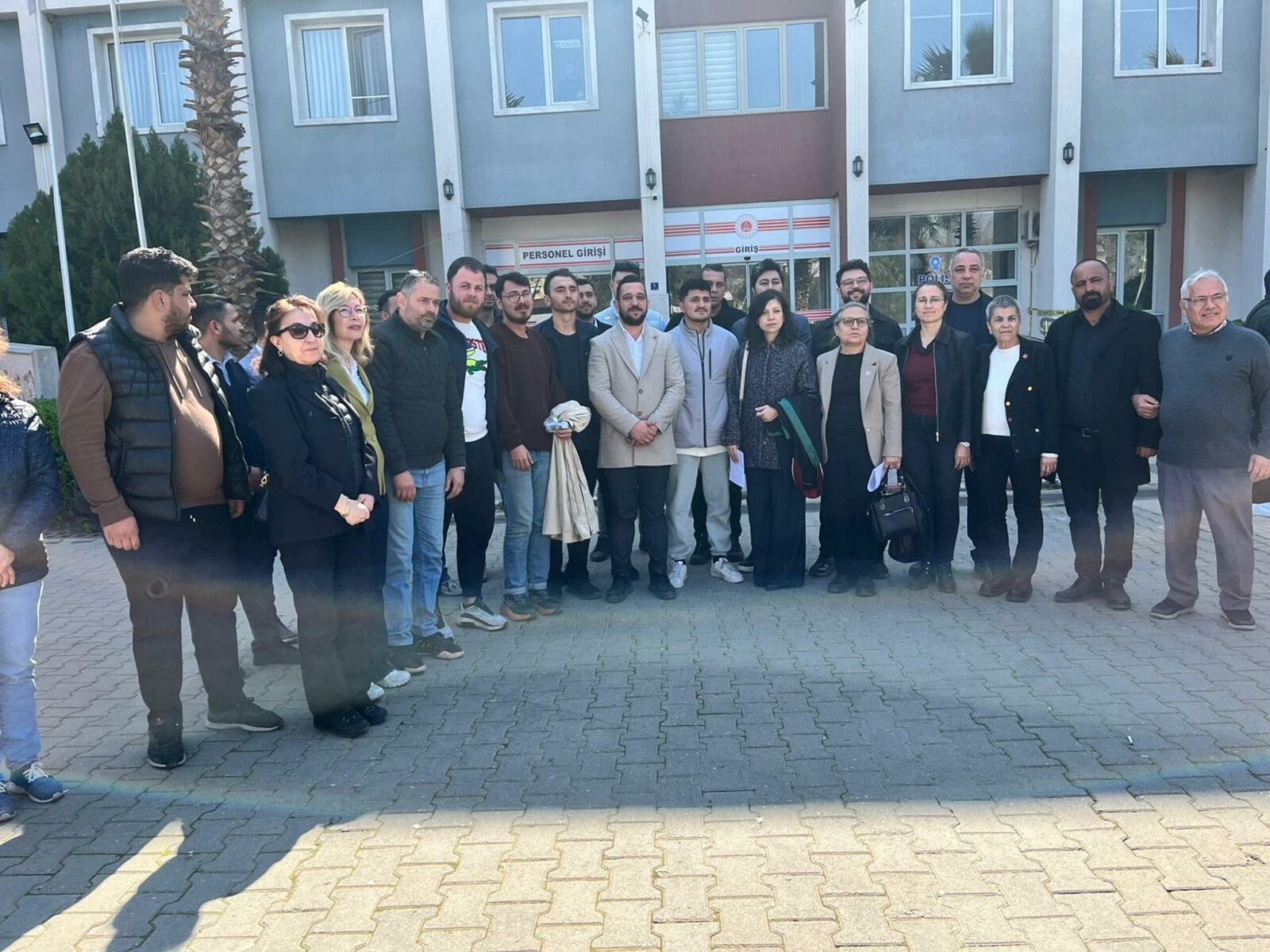 Bahattin ALBAYRAK/NAZİLLİ, (Aydın), (DHA)- AYDIN'ın Nazilli ilçesinde, 'Cumhurbaşkanına hakaret' ve