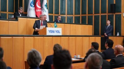 Aliekber METE/ANKARA, (DHA)- GELECEK Partisi Genel Başkanı Ahmet Davutoğlu, ABD-İsrail