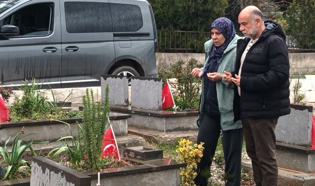 Kadir ÇELİK/İSLAHİYE, (Gaziantep), (DHA)- GAZİANTEP’in İslahiye ilçesinde depremzedeler, Ramazan Bayramı