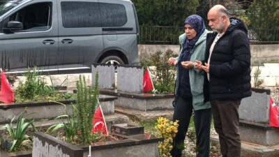 Kadir ÇELİK/İSLAHİYE, (Gaziantep), (DHA)- GAZİANTEP’in İslahiye ilçesinde depremzedeler, Ramazan Bayramı