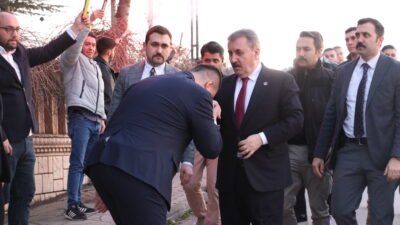 Batuhan KILIÇ/ESKİŞEHİR,(DHA)- BÜYÜK Birlik Partisi (BBP) Genel Başkanı Mustafa Destici,