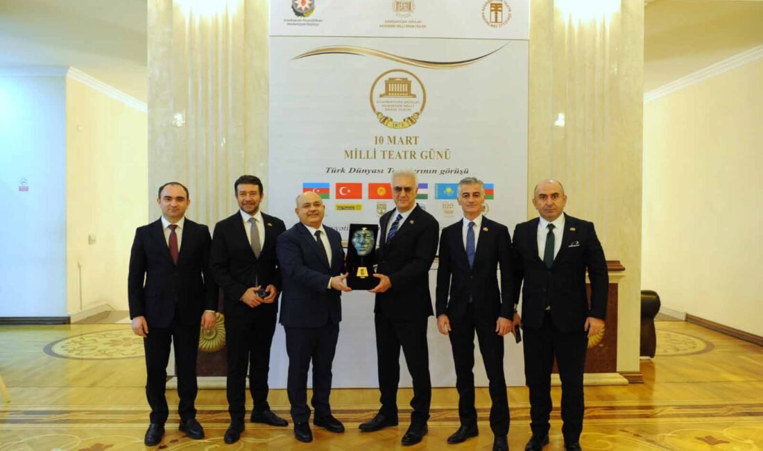 AZERBAYCAN, (DHA) - DEVLET Tiyatroları Genel Müdürü ve Genel Sanat