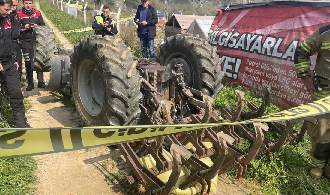 Devrilen traktörün altında kalan sürücü öldü Kazım BULUT/GEMLİK (Bursa), (DHA)-BURSA'nın Gemlik ilçesinde tarlasına giderken devrilen traktörünün