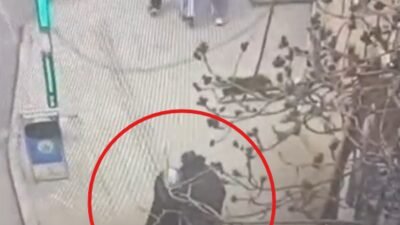 Burak CAN/ KIRIKKALE, (DHA)- KIRIKKALE'de, dilencilik yaparken bir vatandaşın çantasının