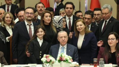 Selçuk BAŞAR-Efnan DEMİREREN/TRABZON, (DHA)- TRABZON’da katıldığı Amerikan Matematik Olimpiyatları’nda Türkiye