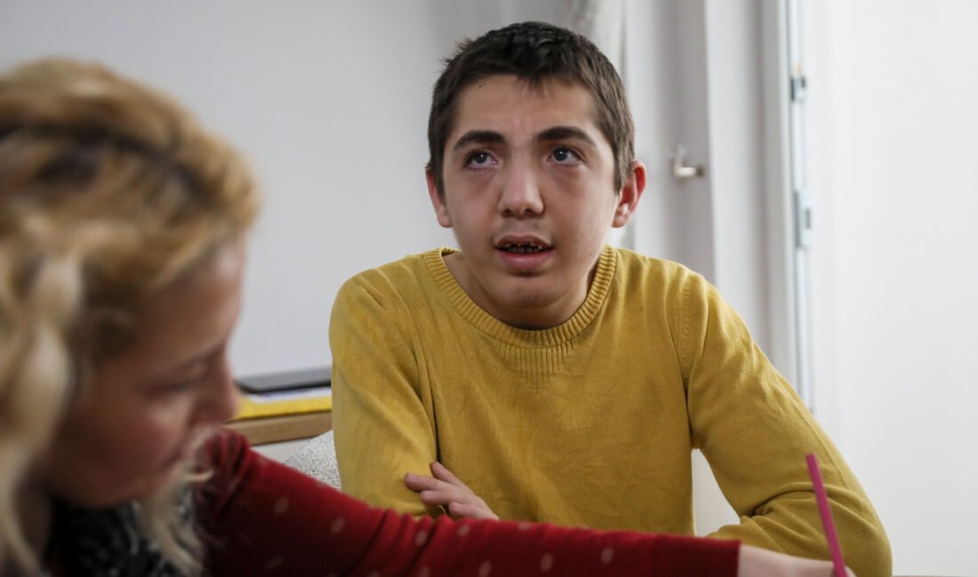 Semih ERSÖZLER/ANTALYA, (DHA)- ANTALYA'da gittiği özel eğitim merkezinde fenalaştığı söylenip