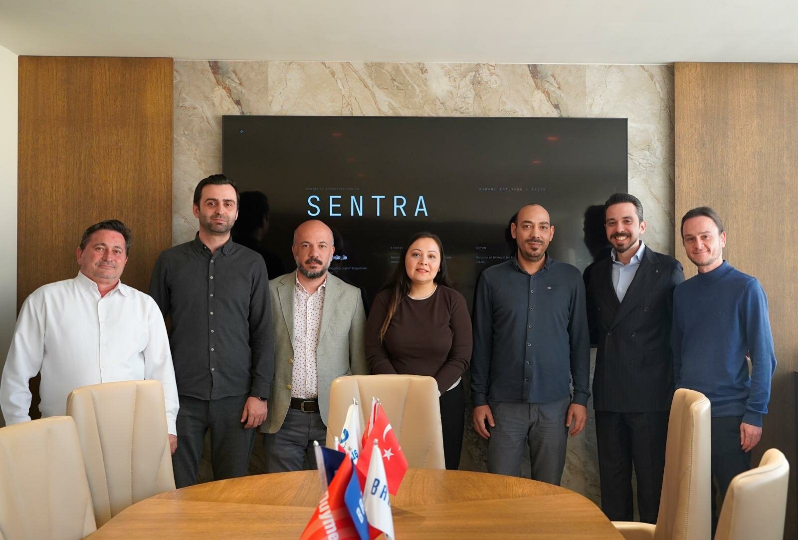 İZMİR,(DHA)- İŞİTME teknolojileri alanında faaliyet gösteren Duymer İşitme Cihazları Merkezi,