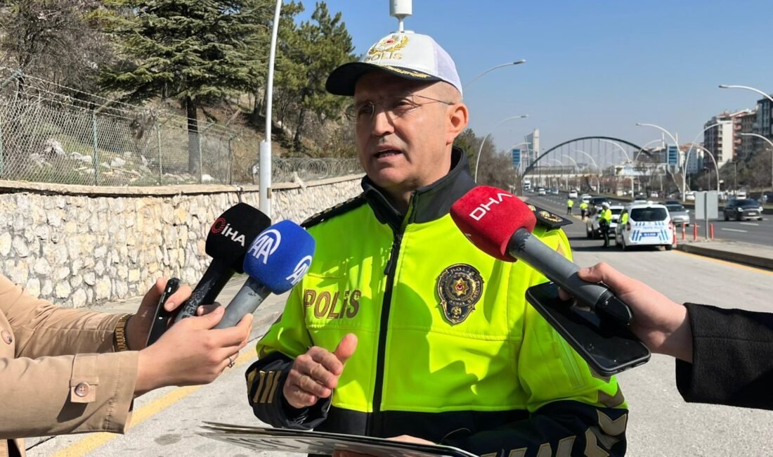 EGM Trafik Başkanı Mutlu: APP plaka denetimlerimiz 1 Nisan’da başlayacak Umutcan ÖREN-Emirhan YÜZÜGÜLDÜ/ANKARA, (DHA)- EMNİYET Genel Müdürlüğü (EGM) Trafik Başkanı