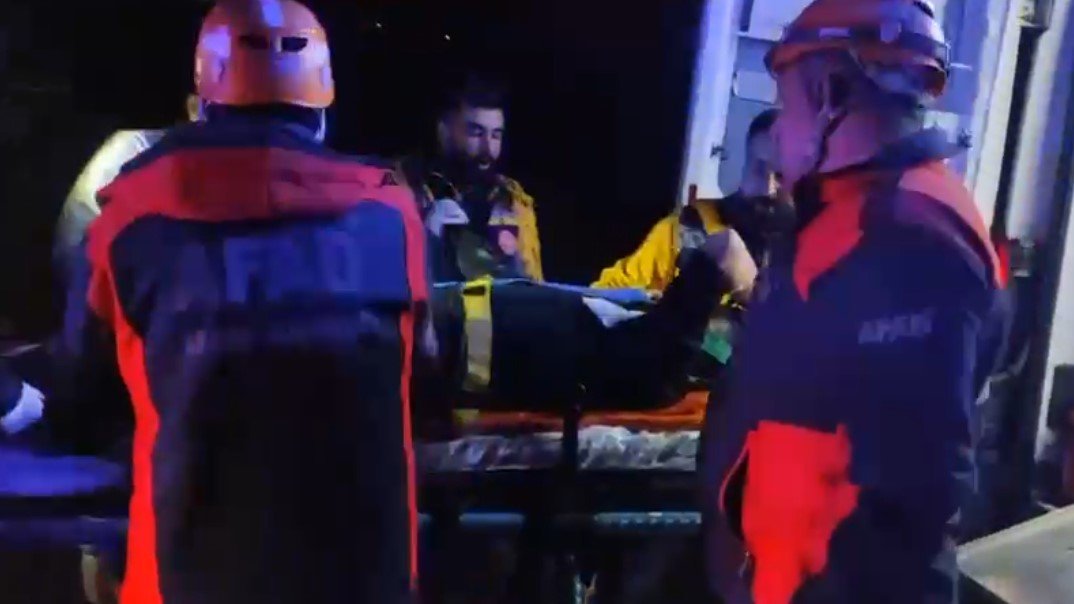 Tekin YALÇINKAYA/ ELAZIĞ, (DHA)- ELAZIĞ’ın Sivrice ilçesinde kontrolden çıkan otomobilin