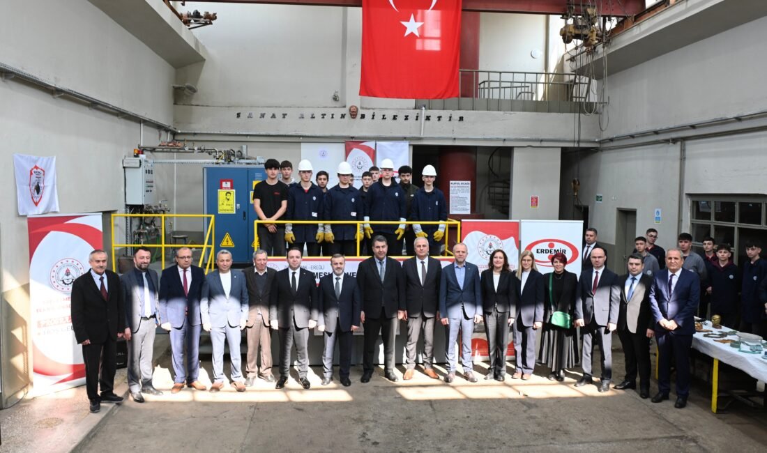 İSTANBUL, (DHA)- YASSI çelik üreticisi Erdemir, mesleki ve teknik eğitimin
