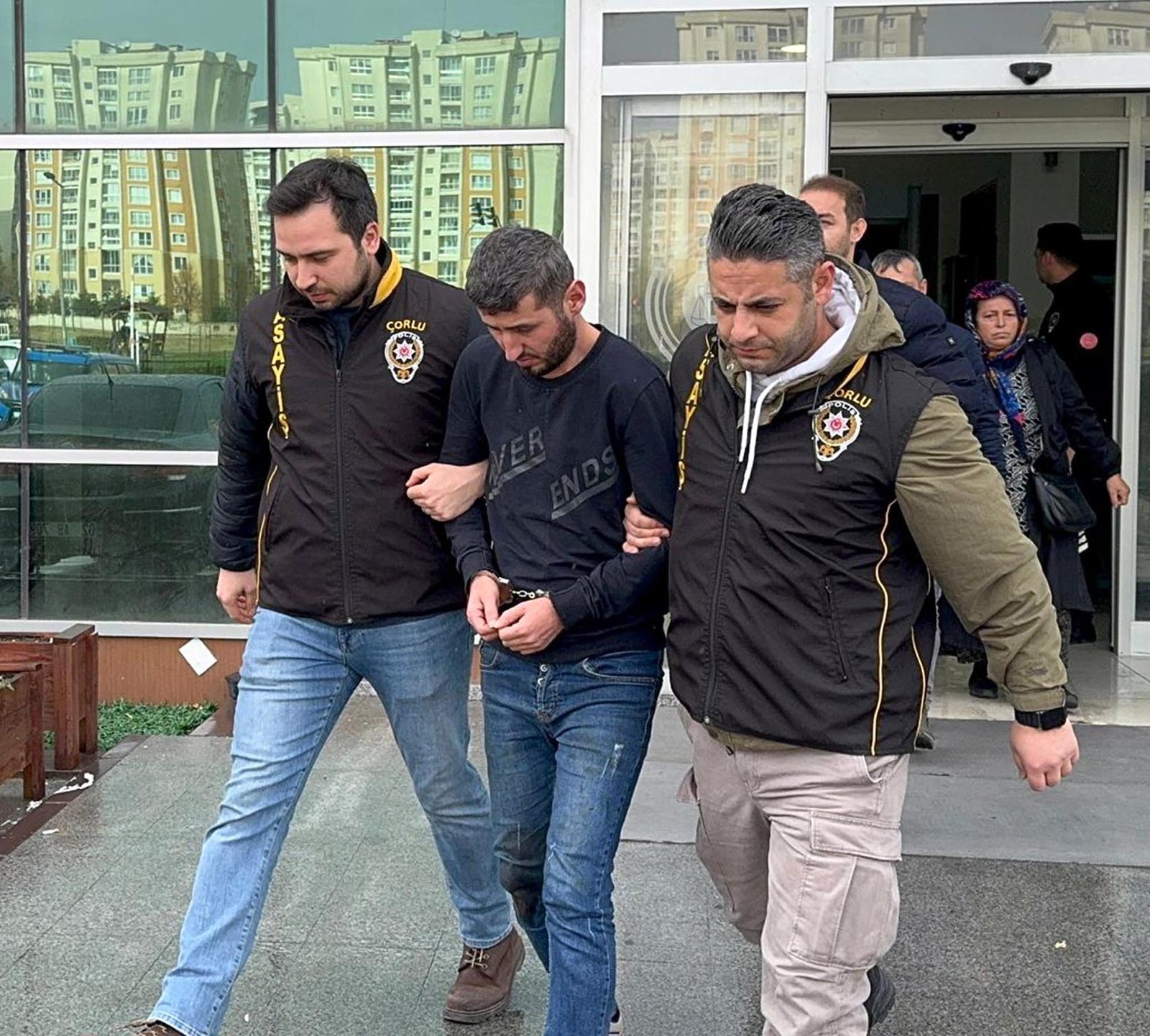 Mehmet YİRUN-Mehmetcan ARSLAN/TEKİRDAĞ, (DHA)- TEKİRDAĞ'ın Çorlu ilçesinde, kendisi gibi işitme