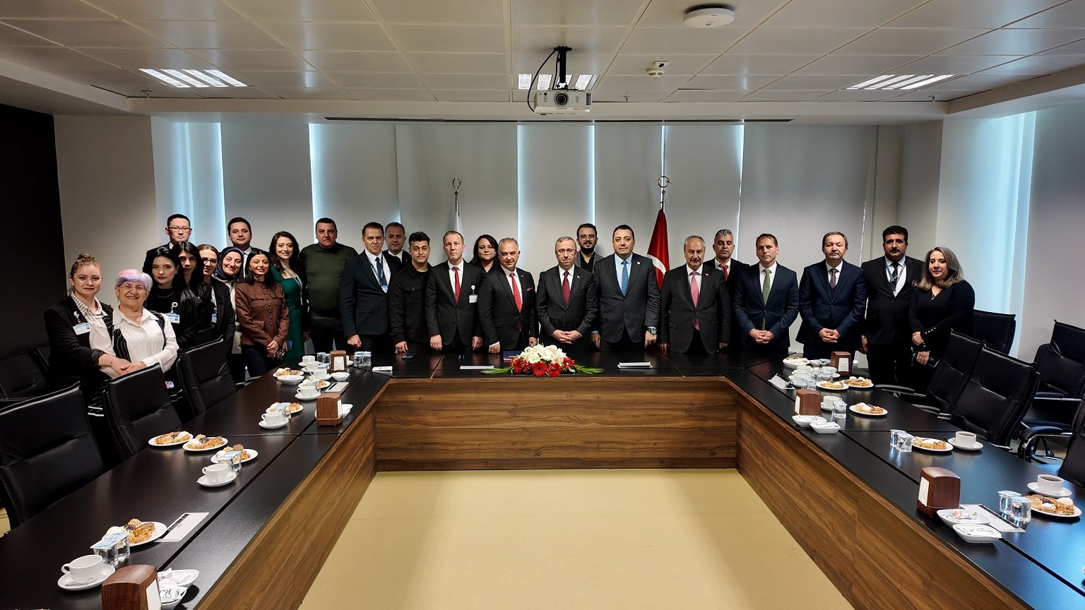 İSTANBUL, (DHA)- AKFEN Holding bünyesinde faaliyet gösteren Akfen Hastane Hizmetleri