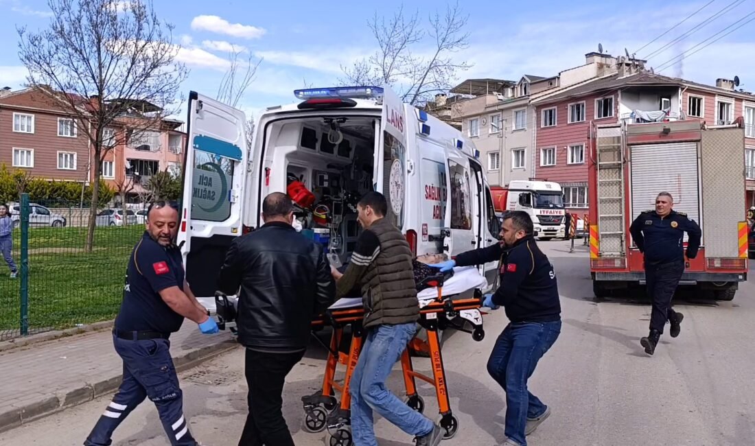 Yavuz YILMAZ/İNEGÖL (Bursa), (DHA)- BURSA’nın İnegöl ilçesinde 3 katlı binanın