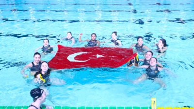 İZMİR, (DHA)- KADINLAR sutopunda Göztepe, İzmir'e üst üste üçüncü Avrupa