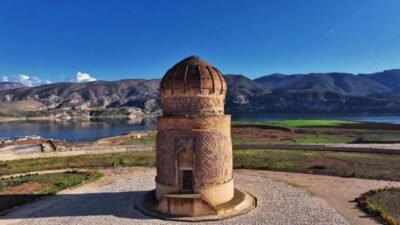 Bayram AYHAN/BATMAN, (DHA)- BATMAN’ın 12 bin yıllık geçmişe sahip Hasankeyf