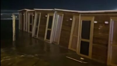 Alican GÜMÜŞ/ HATAY, (DHA)- HATAY'ın Samandağ ilçesinde etkili olan fırtına