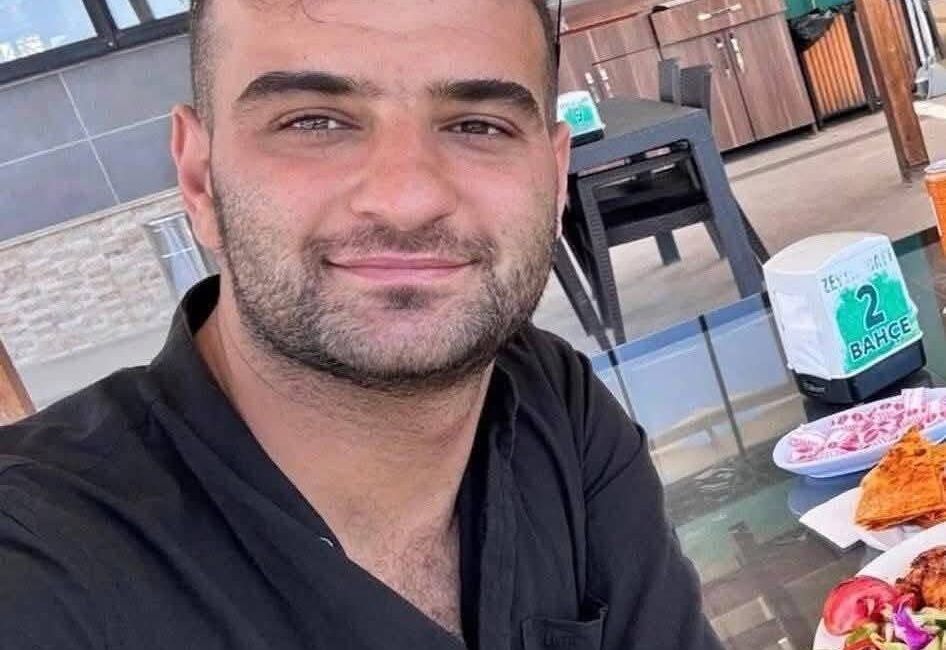 Hatay’da silahlı kavgada ölen 3 kişinin kimliği belli oldu Alican GÜMÜŞ/HATAY, (DHA)- HATAY’da aileler arasında çıkan silahlı kavgada hayatını