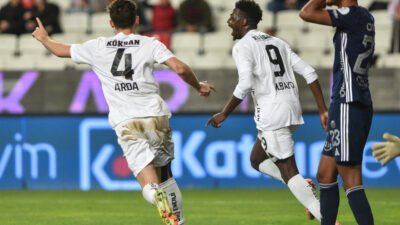 Adem AKALAN/ANTALYA, (DHA) - HAKEMLER: Gürcan Hasova, Erkan Akbulut, Ali