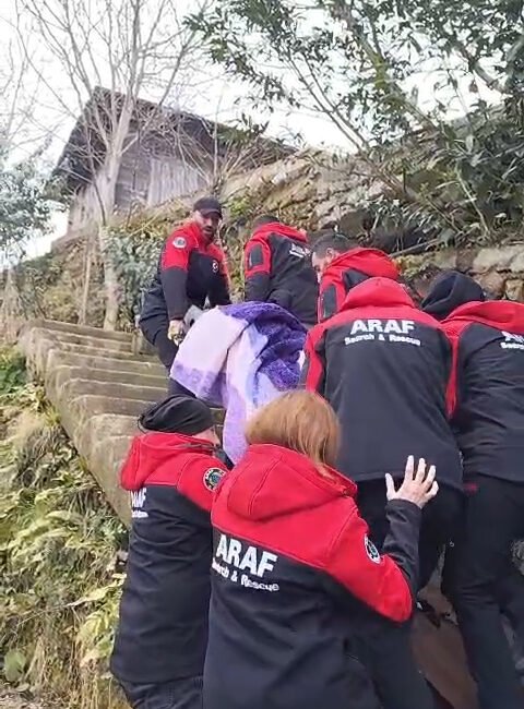 Mehmet Can PEÇE/ARDEŞEN (Rize), (DHA)- RİZE'nin Ardeşen ilçesinde Ramazan Bayramı