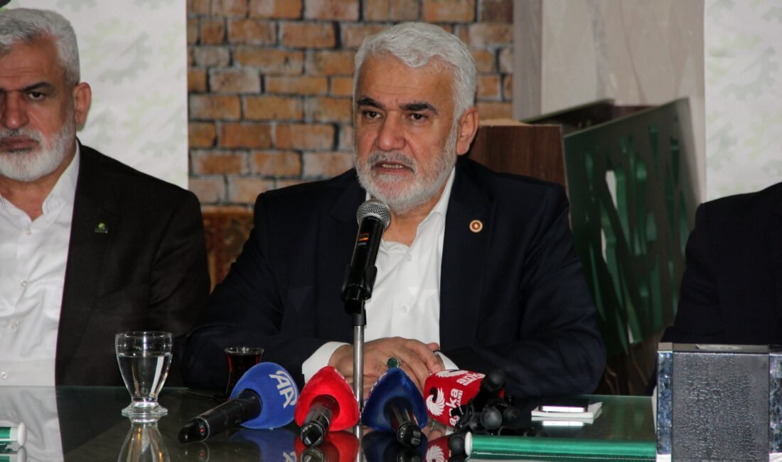 Aziz ÖNAL/ BİNGÖL, (DHA)- HÜDA PAR Genel Başkanı Zekeriya Yapıcıoğlu,