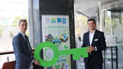 Yağmur ÖNGÜN/İZMİR, (DHA)- TÜRKİYE Etraf Eğitim Vakfı (TÜRÇEV) İzmir ve