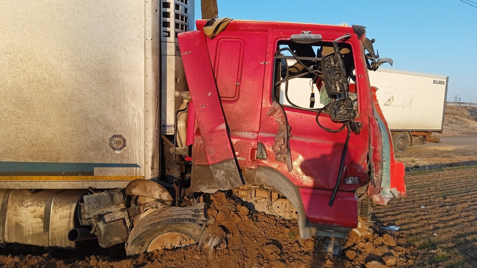 Cuma Yunus YAŞATIR/HATAY, (DHA) - İRAN’da İsrail füzesinin isabet etmesi