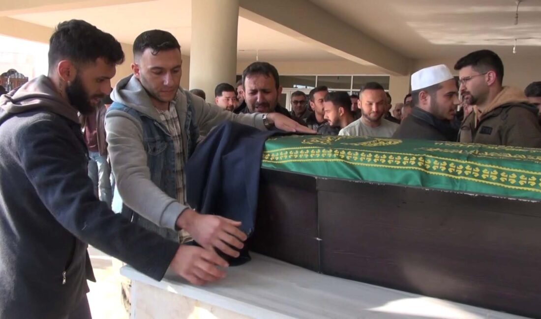 CENAZESİ DEFNEDİLDİ İran'da İsrail füzesinin TIR'a isabet etmesi sonucu ağır