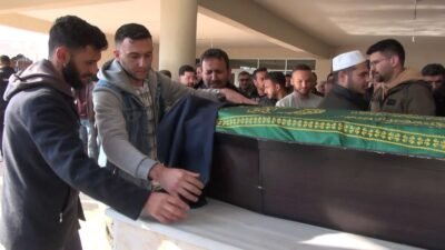 CENAZESİ DEFNEDİLDİ İran'da İsrail füzesinin TIR'a isabet etmesi sonucu ağır