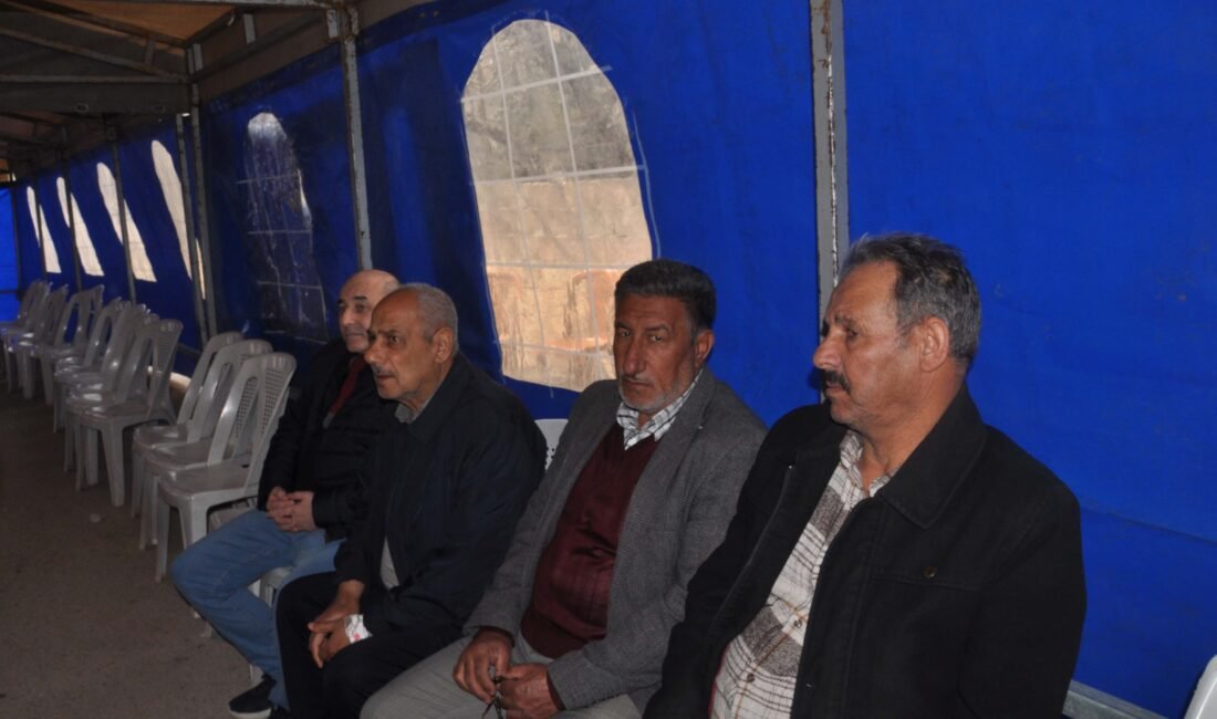 İsrail füzesiyle ölen TIR sürücüsü eski uzman çavuş, evlilik hayali kuruyormuş Ferhat DERVİŞOĞLU-Cuma Yunus YAŞATIR/REYHANLI (Hatay), (DHA)-İRAN'da İsrail füzesinin TIR'a isabet