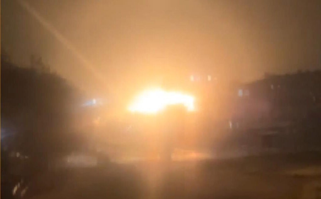 İsrail’in nükleer tesislerinin bulunduğu Dimona, İran’ın fırlattığı füzelerle vuruldu İSRAİL, (DHA)- İran, ABD ve İsrail'in sürdürdüğü saldırıların ardından akşam