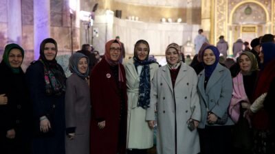 İSTANBUL (DHA)- AK Parti Genel Merkez Kadın Kolları Başkanlığı tarafından