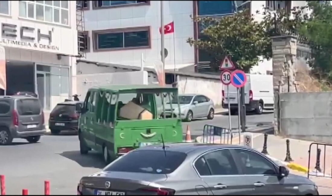 İstanbul – Ayşe Tokyaz cinayeti davası: Sanıklar 2’nci kez hakim karşısına çıkıyor – 1 Ceyda YEŞİLOĞLU /İSTANBUL, (DHA) – KÜÇÜKÇEKMECE’de, eski polis memuru Cemil