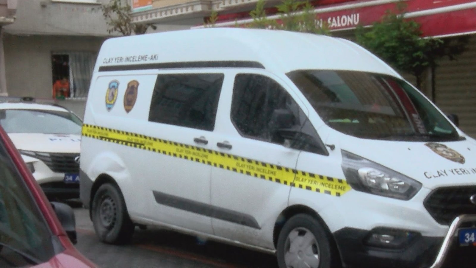 İSTANBUL, (DHA)- BAĞCILAR'da yangın söndürme tüpü dolumu yapılan iş yerinde