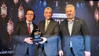 İstanbul - Bakan Bolat: Bir güç merkezi olduğumuzda kimse bize