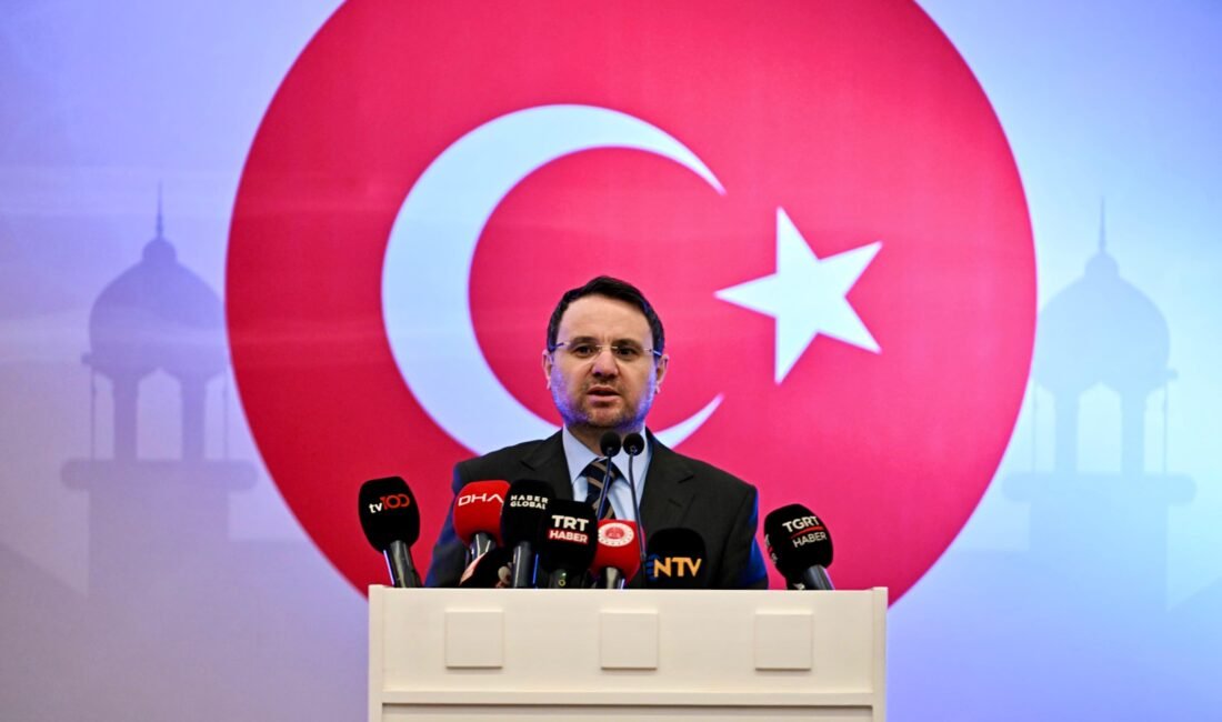 İstanbul- Bakan Gürlek: İnsanlar, sürecin adil olduğuna inandıklarında adalet duygusu gerçek anlamını bulur Hadican EROL / İSTANBUL, (DHA)- İSTANBUL Cumhuriyet Başsavcılığı tarafından düzenlenen