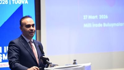 İSTANBUL,(DHA)- İSTANBUL'da düzenlenen 'Milli İrade Buluşmaları: Türkiye Yüzyılı'nda Sanayi' programında