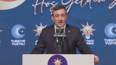 Harun ŞAHBAZOĞLU/İSTANBUL,(DHA)- AK Parti İstanbul İl Başkanlığı'nda düzenlenen Doğu ve
