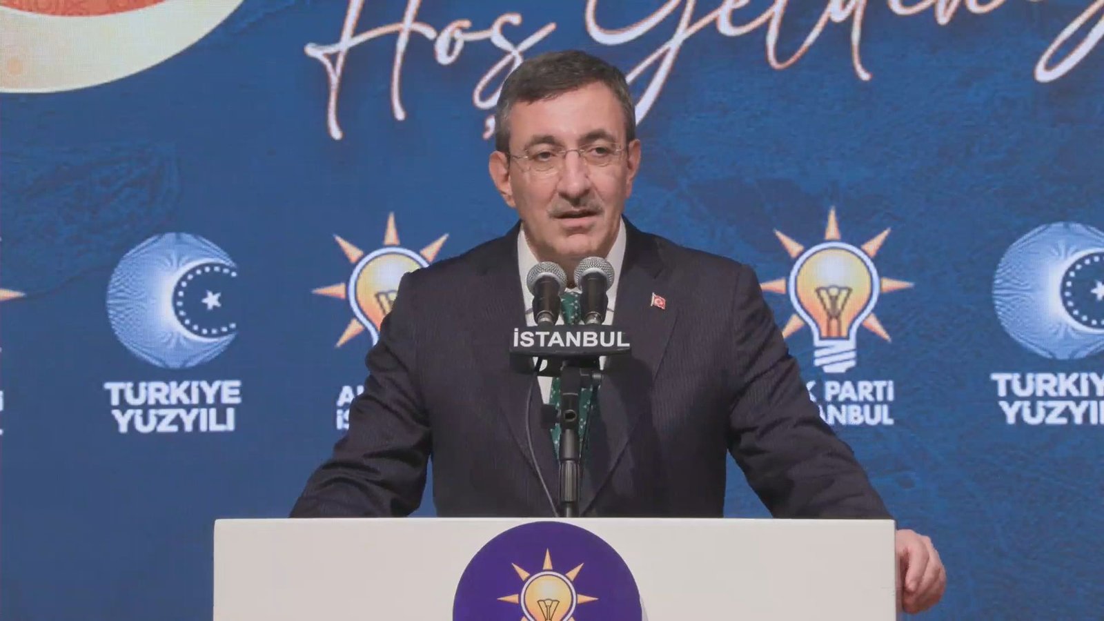 Harun ŞAHBAZOĞLU/İSTANBUL,(DHA)- AK Parti İstanbul İl Başkanlığı'nda düzenlenen Doğu ve