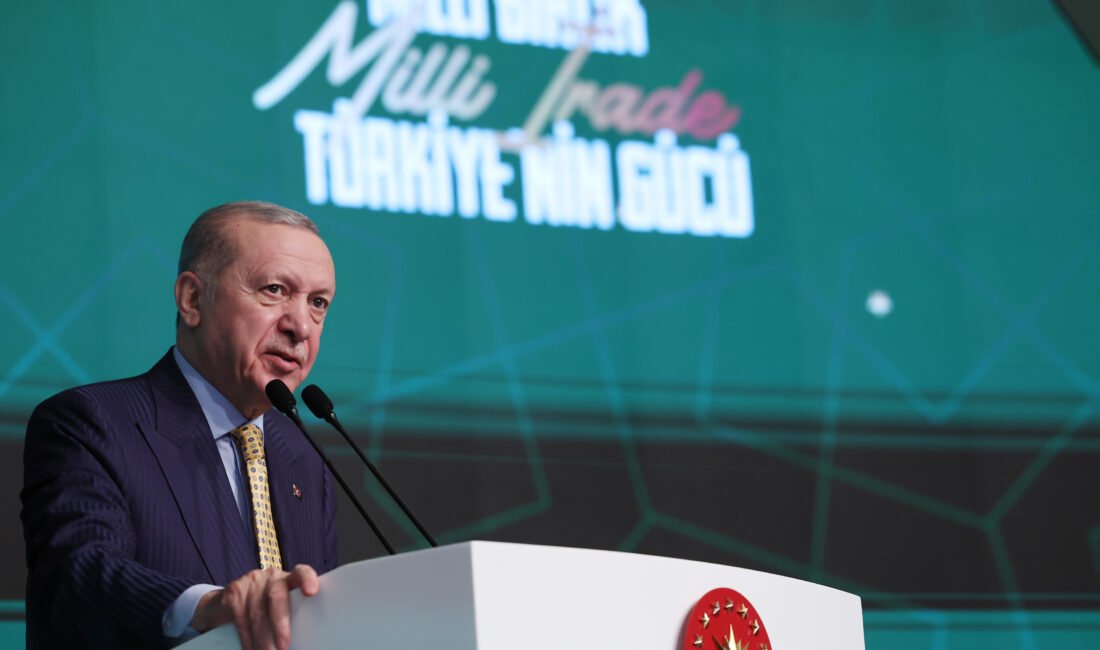 Gülseren KARAPINAR/İSTANBUL,(DHA)- 10'UNCU Milli İrade Platformu iftar programında konuşan Cumhurbaşkanı