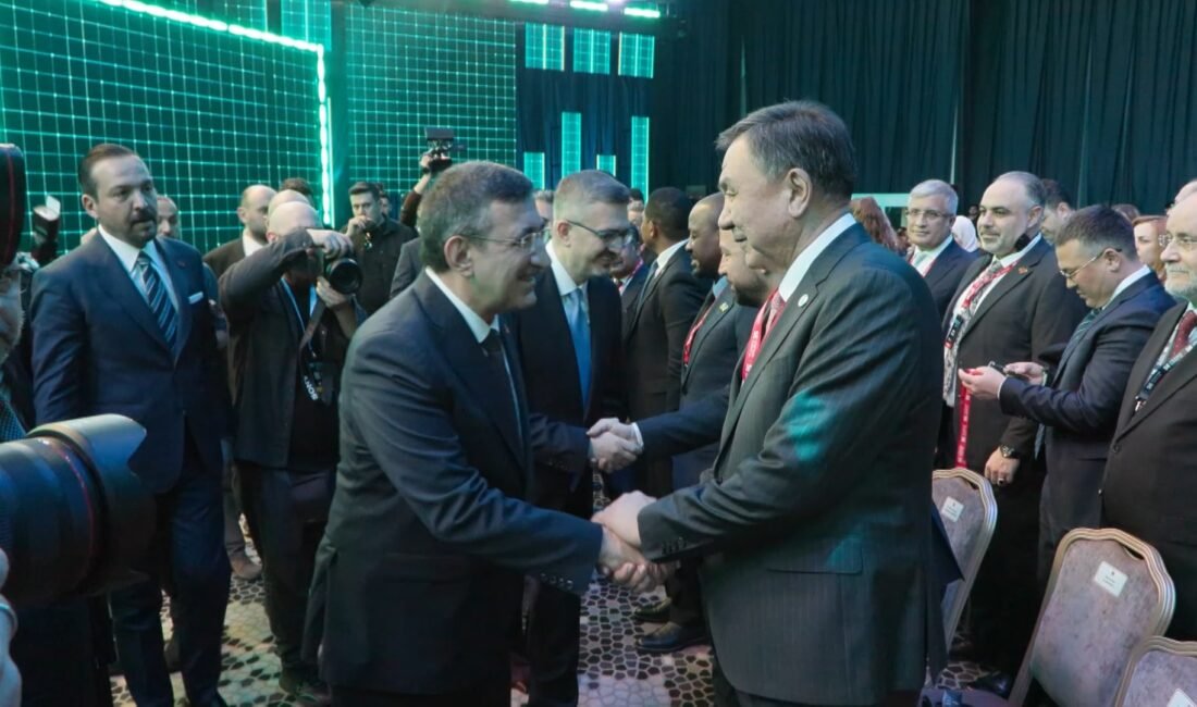 Gülseren KARAPINAR-Harun ŞAHBAZOĞLU/İSTANBUL,(DHA)-STRATCOM Zirvesi’nde konuşan Cumhurbaşkanı Yardımcısı Cevdet Yılmaz, "Daha