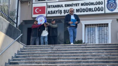 Ali AKSOYER/İSTANBUL,(DHA)- EYÜPSULTAN'da parkta alkol alan iki grup arasında iddiaya