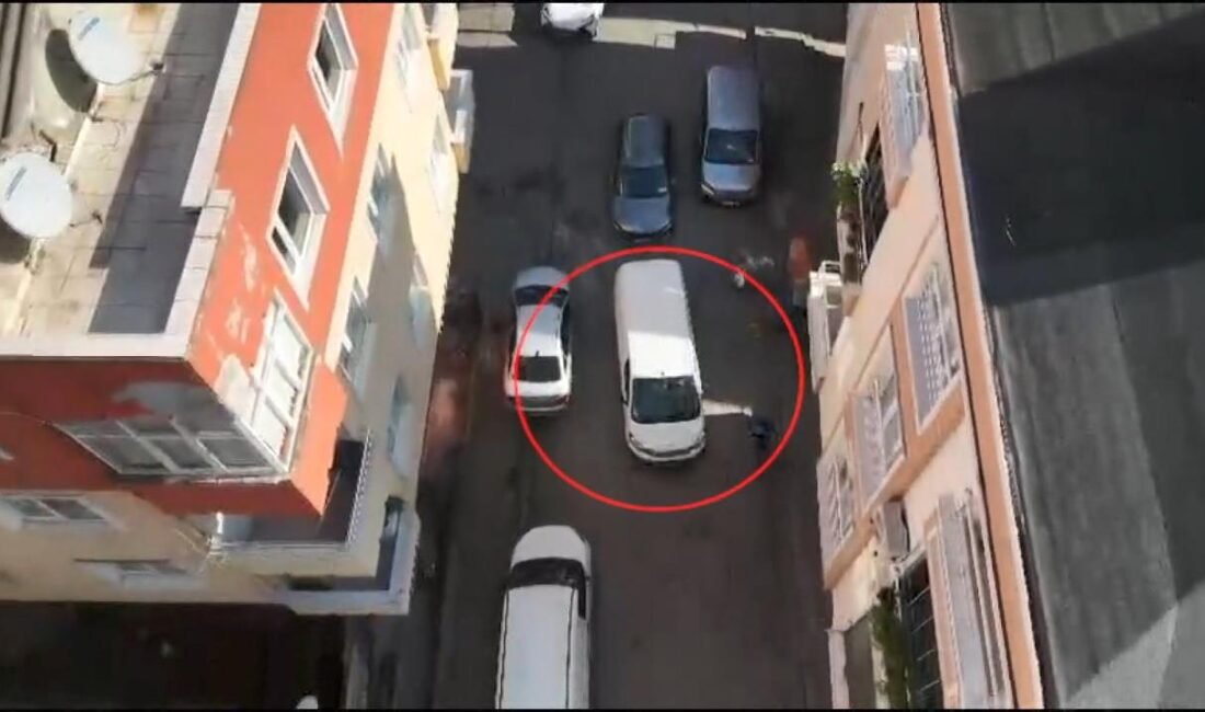 Derya CİHAN KORKMAZ/İSTANBUL, (DHA)- FATİH ve Güngören'de çay paketlerine gizledikleri