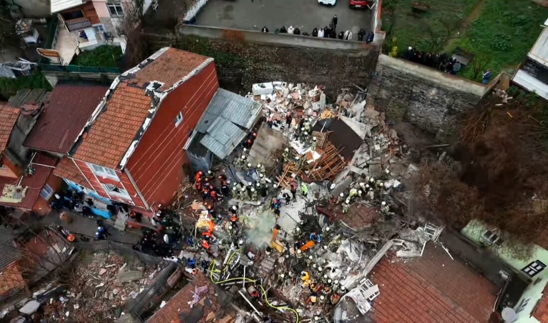 Ulaşcan ÖZER / İSTANBUL, (DHA) - FATİH’te doğal gaz kaynaklı