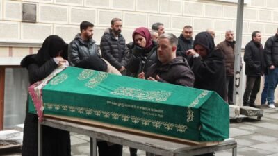 Gülseren KARAPINAR-Hadican EROL/İSTANBUL,(DHA)-FATİH’te bir süredir anlaşmazlık yaşadığı eşi H.A. (30)