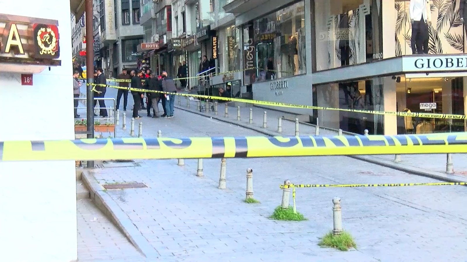 Baran AKKAYA-Utku Can SÖNMEZ-Emin YEŞİL/İSTANBUL,(DHA)-FATİH’te özel bir lojistik firmasında kurye