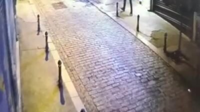 Doğan Can CESUR / İSTANBUL (DHA) - GALATA’da bir kişiye