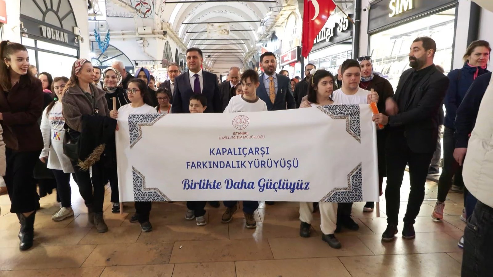 Gülseren KARAPINAR-Ataberk KURT/İSTANBUL,(DHA)-İSTANBUL’da 21 Mart Dünya Down Sendromu Günü için